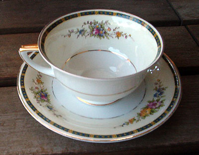 Heinrich & Co. Bavaria Cup and saucer